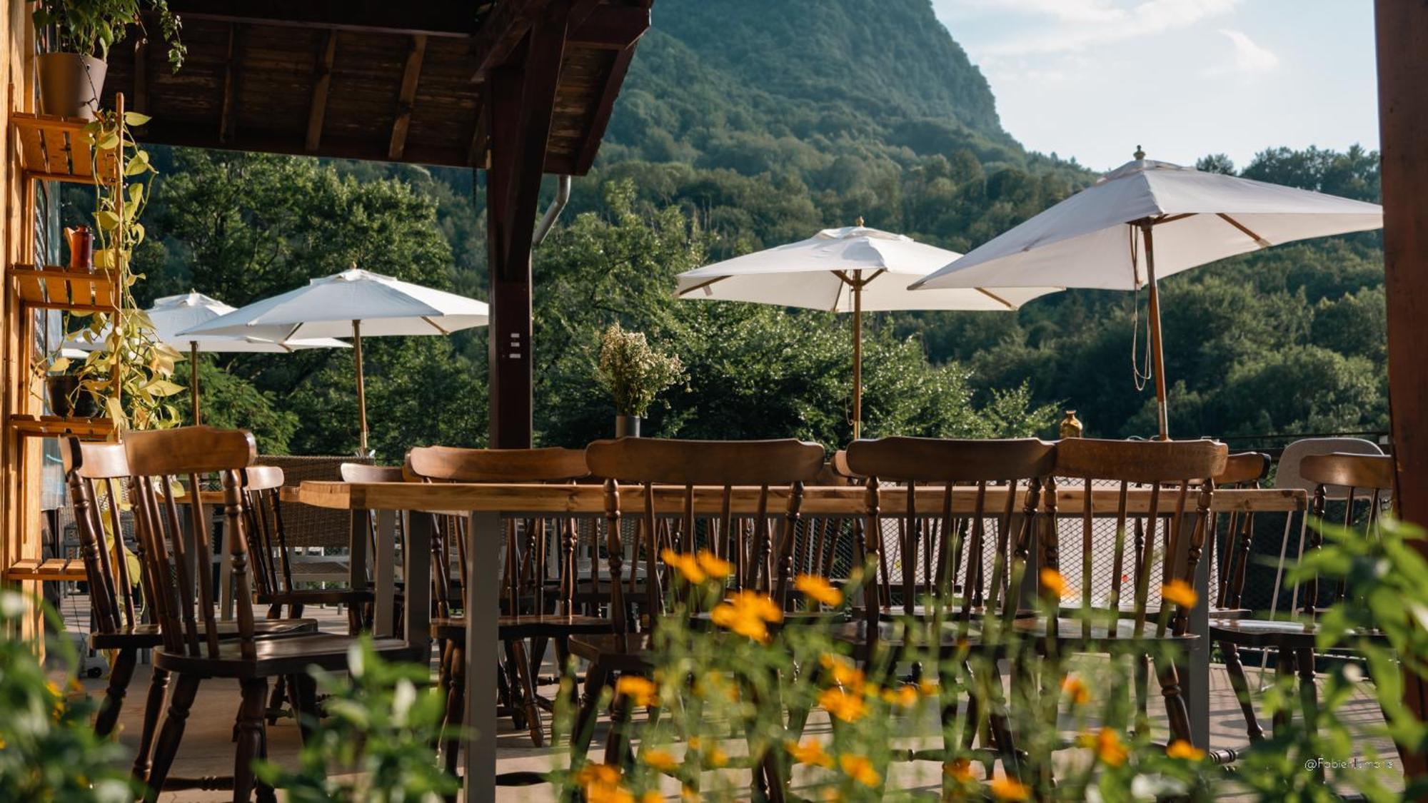 Auberge Du Pont De L'Abime Gruffy 外观 照片
